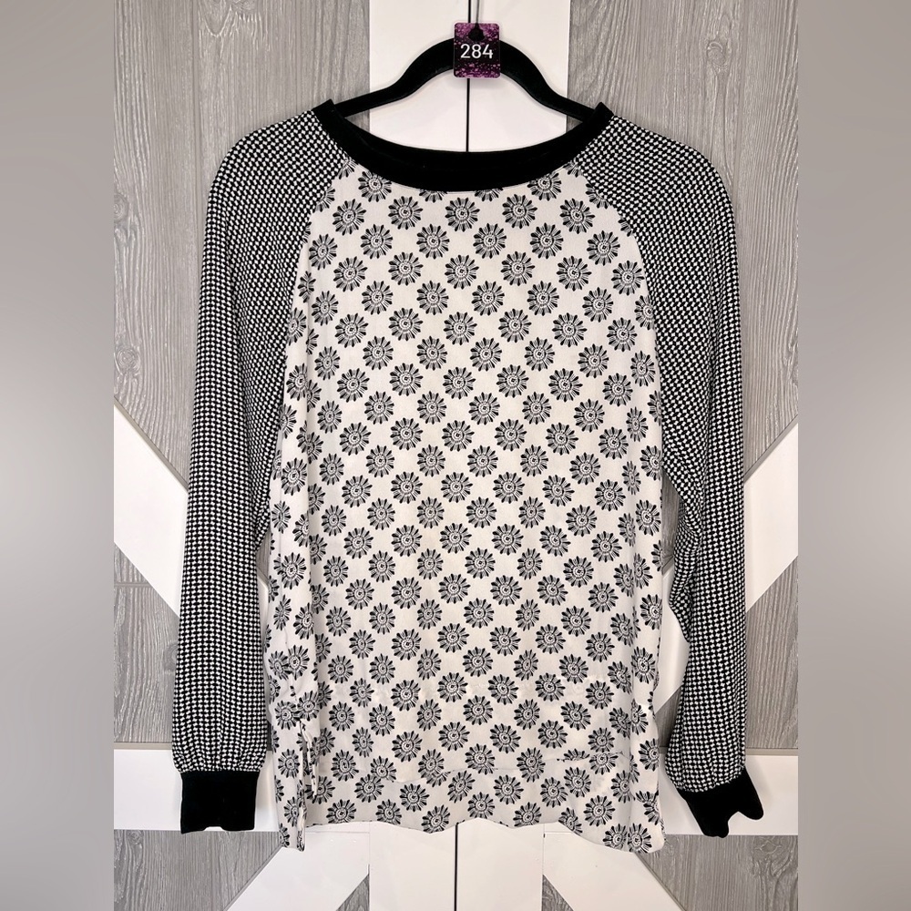 284. LOFT Black and White Floral Women's Top XS